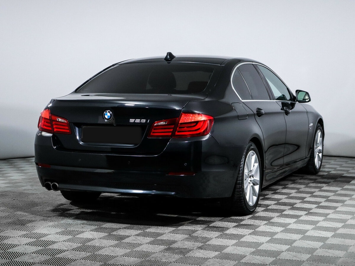 Купить BMW 5 серии 528i xDrive VI (F10/F11/F07), 2011, 208 224 км, фото №3