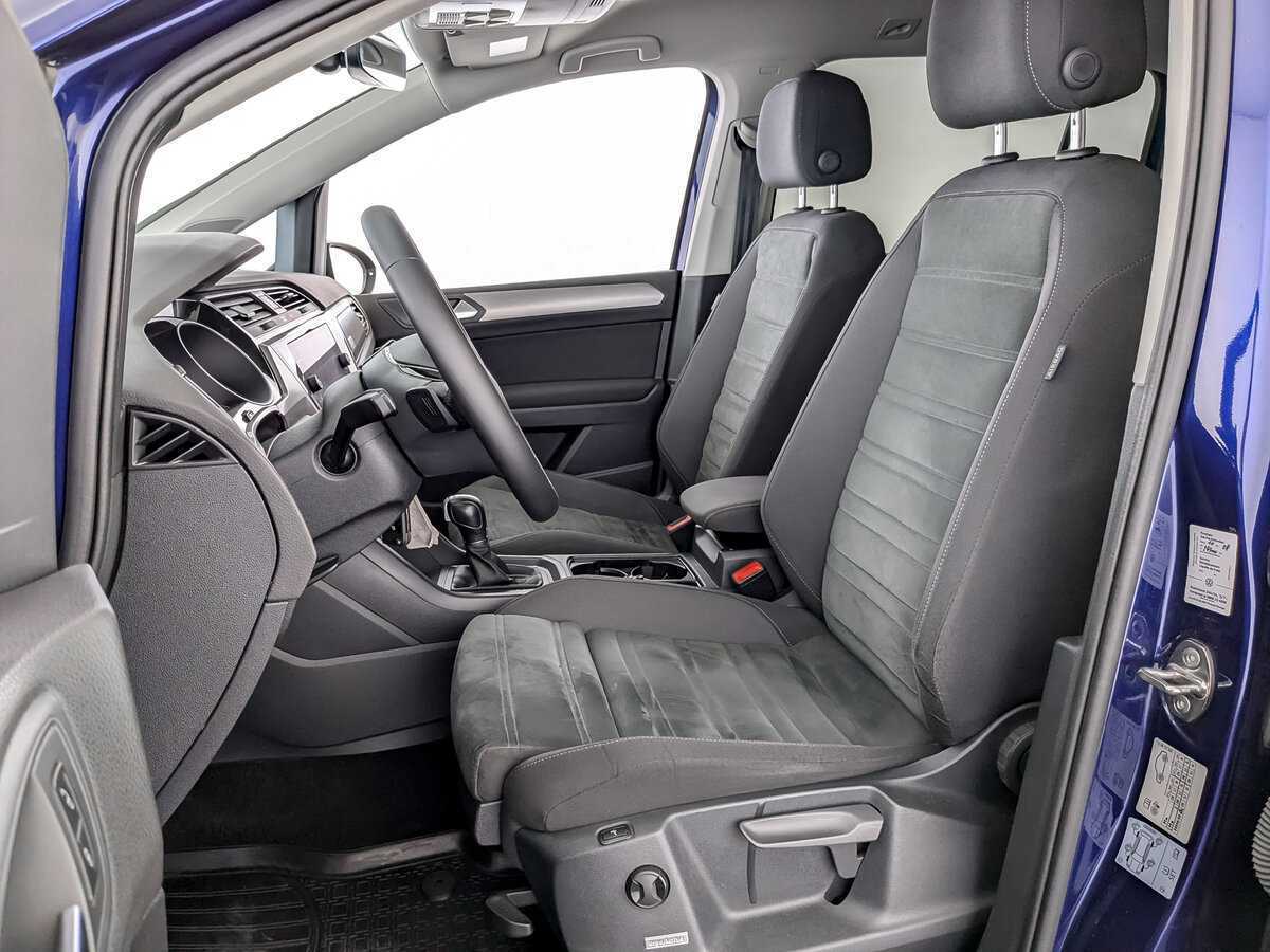 Купить Volkswagen Touran, 2018, 234 634 км, фото №14