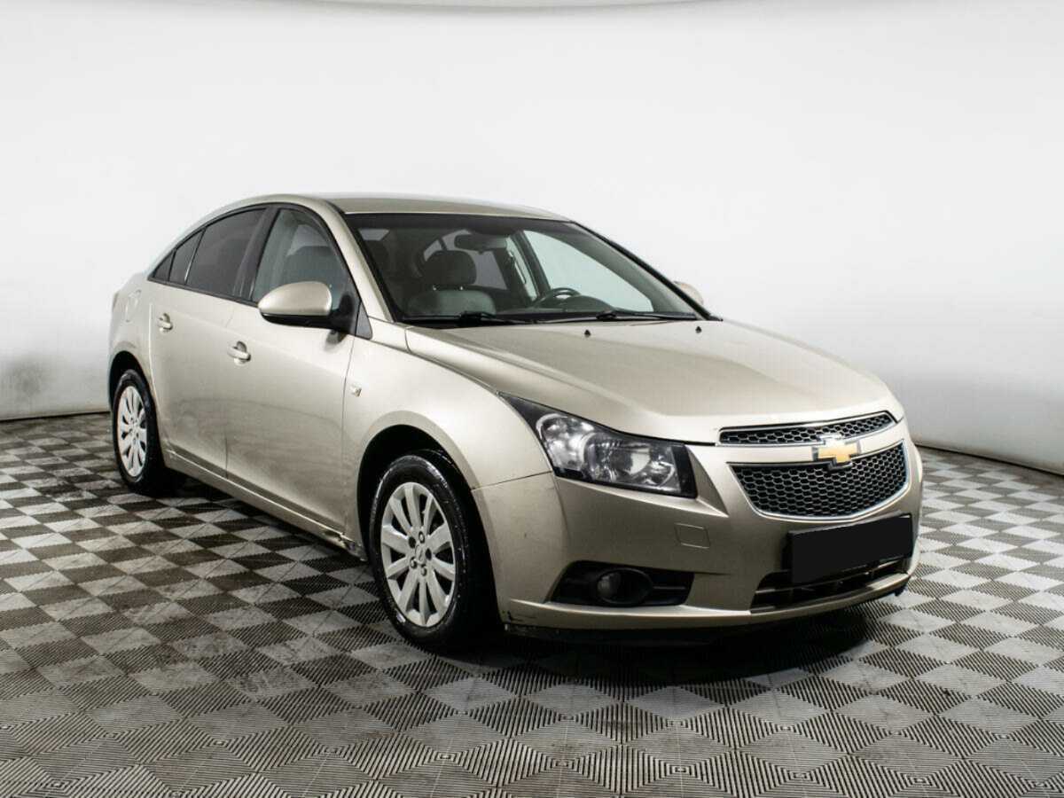 Купить Chevrolet Cruze, 2010, 203 629 км, фото №3