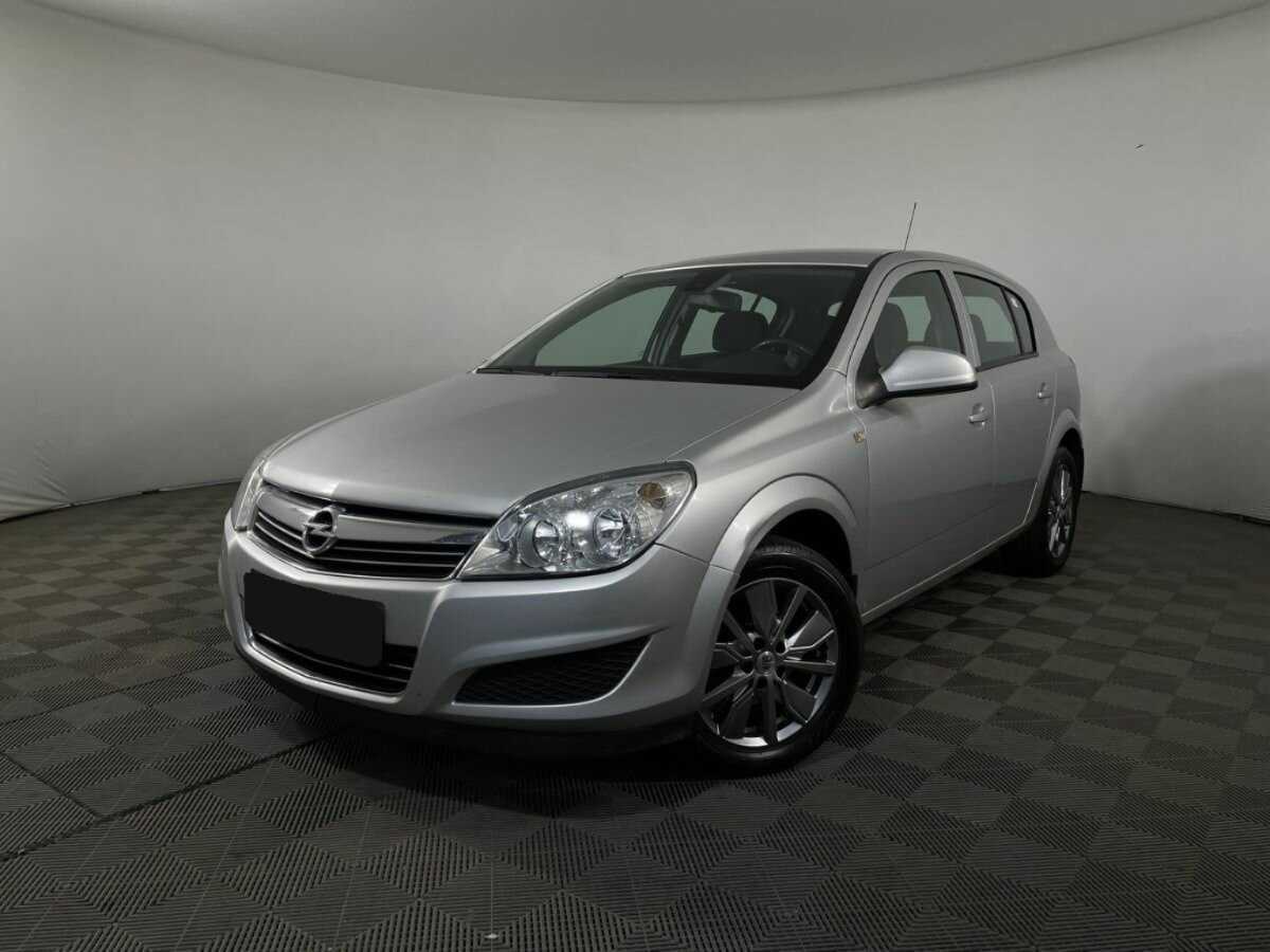 Купить Opel Astra, 2010, 130 499 км, фото №1