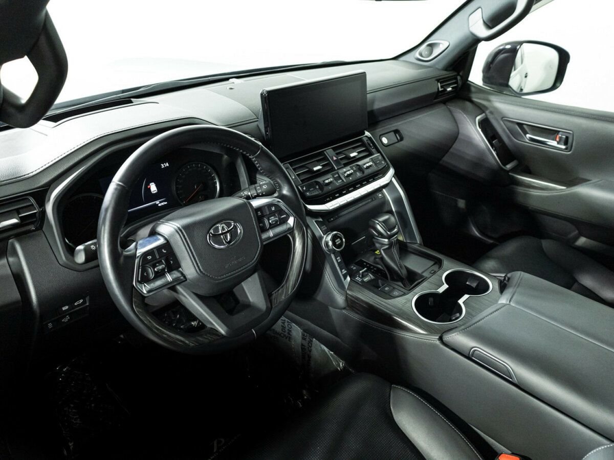 Купить Toyota Land Cruiser 300 Series, 2021, 40 784 км, фото №9