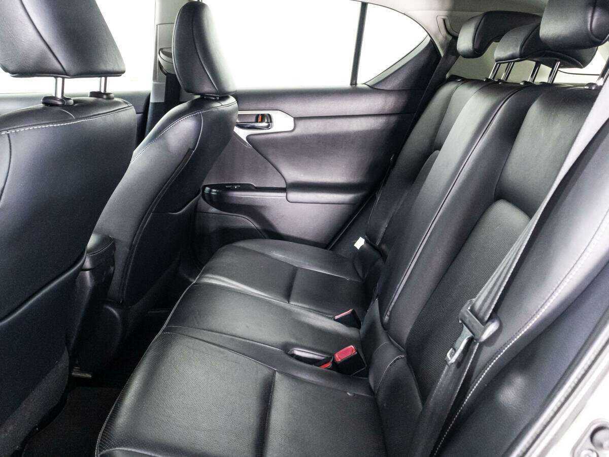 Купить Lexus CT 200h, 2012, 121 332 км, фото №10