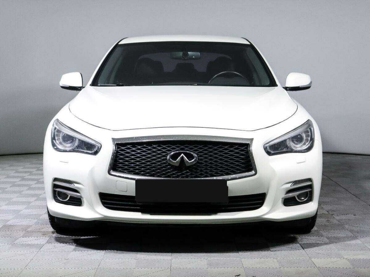 Купить Infiniti Q50, 2017, 104 066 км, фото №2