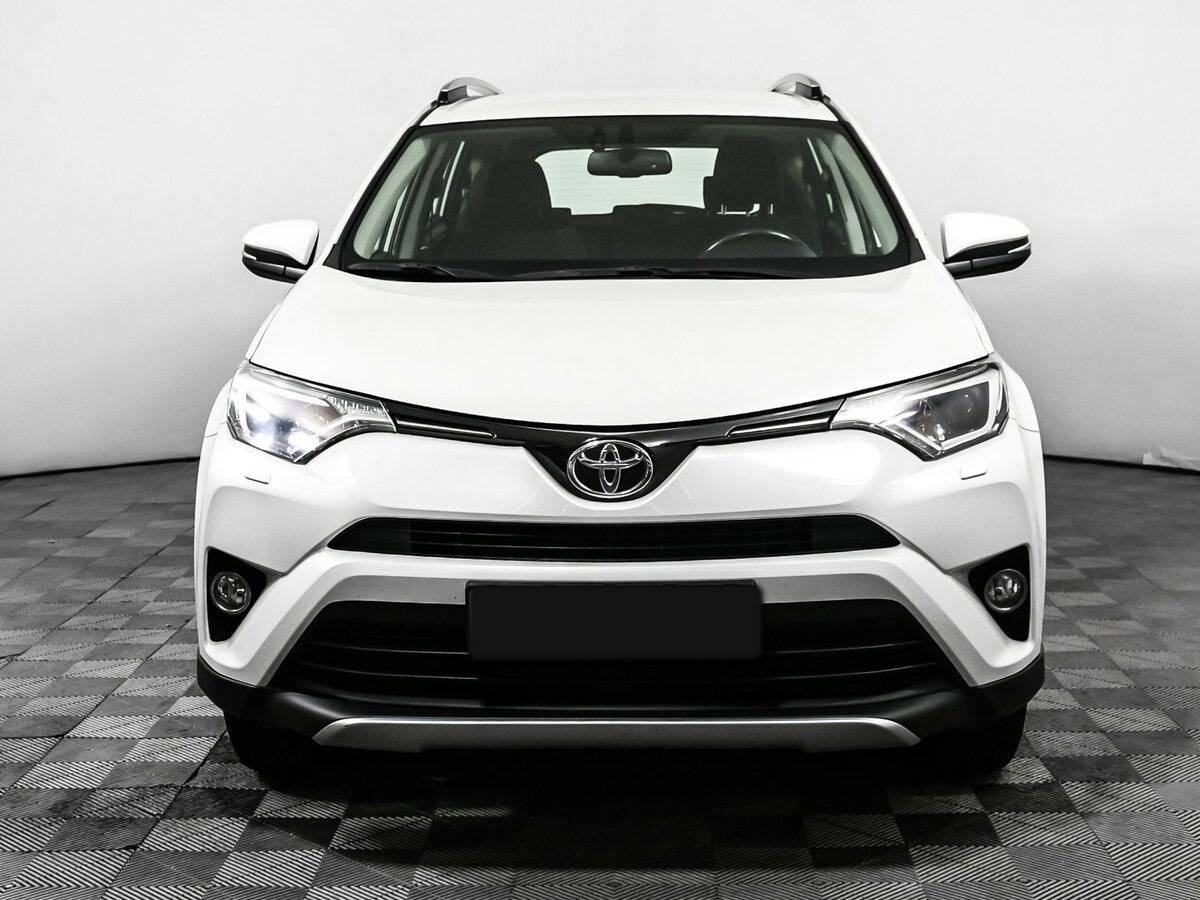 Купить Toyota RAV4, 2017, 118 617 км, фото №2