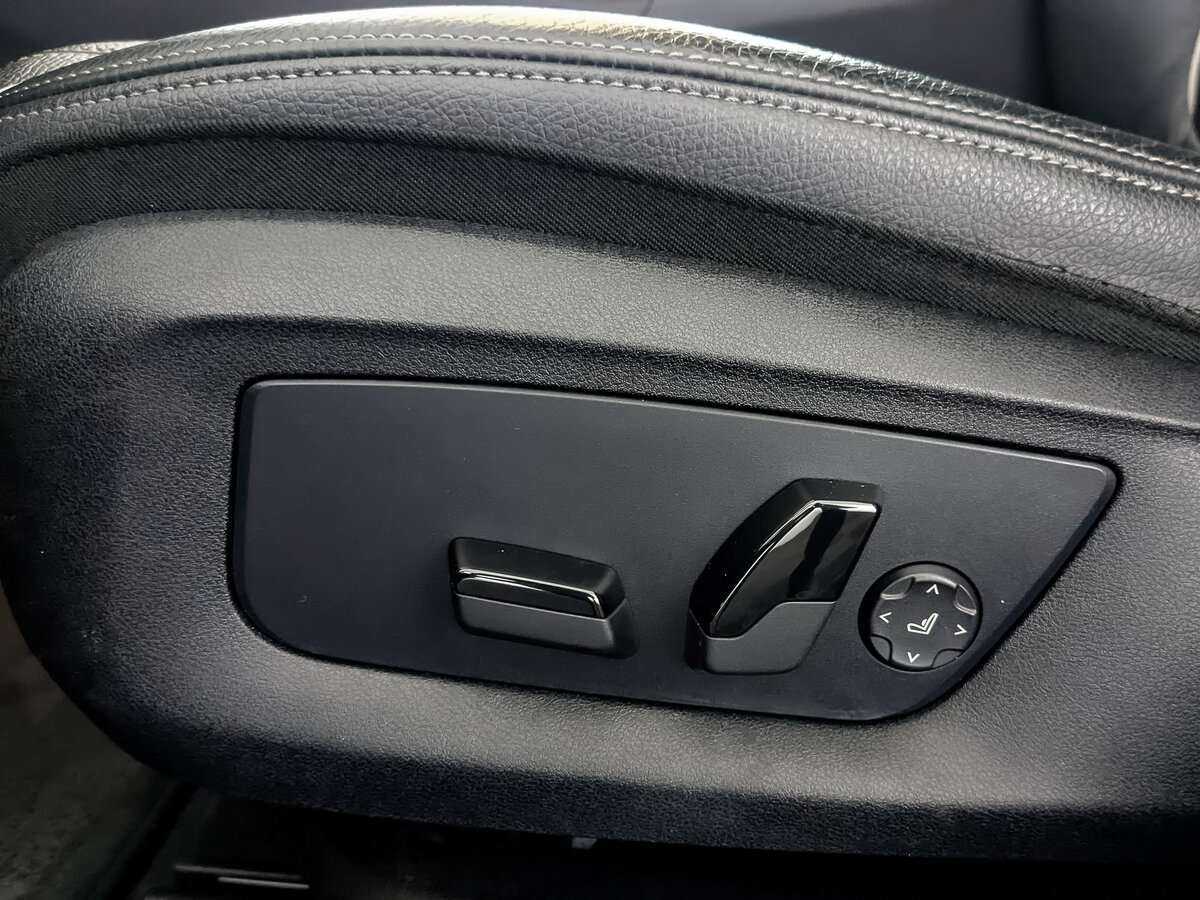 Купить BMW 5 серии 520d, 2019, 156 275 км, фото №19