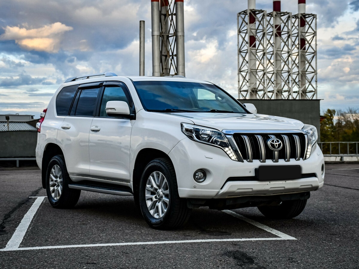 Купить Toyota Land Cruiser Prado 150 Series Рестайлинг 1, 2014, 251 775 км, фото №3