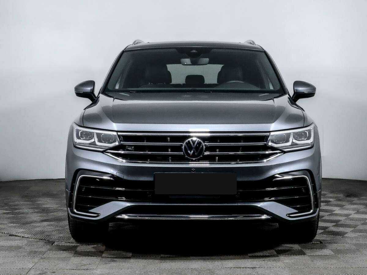 Купить Volkswagen Tiguan, 2021, 14 245 км, фото №2