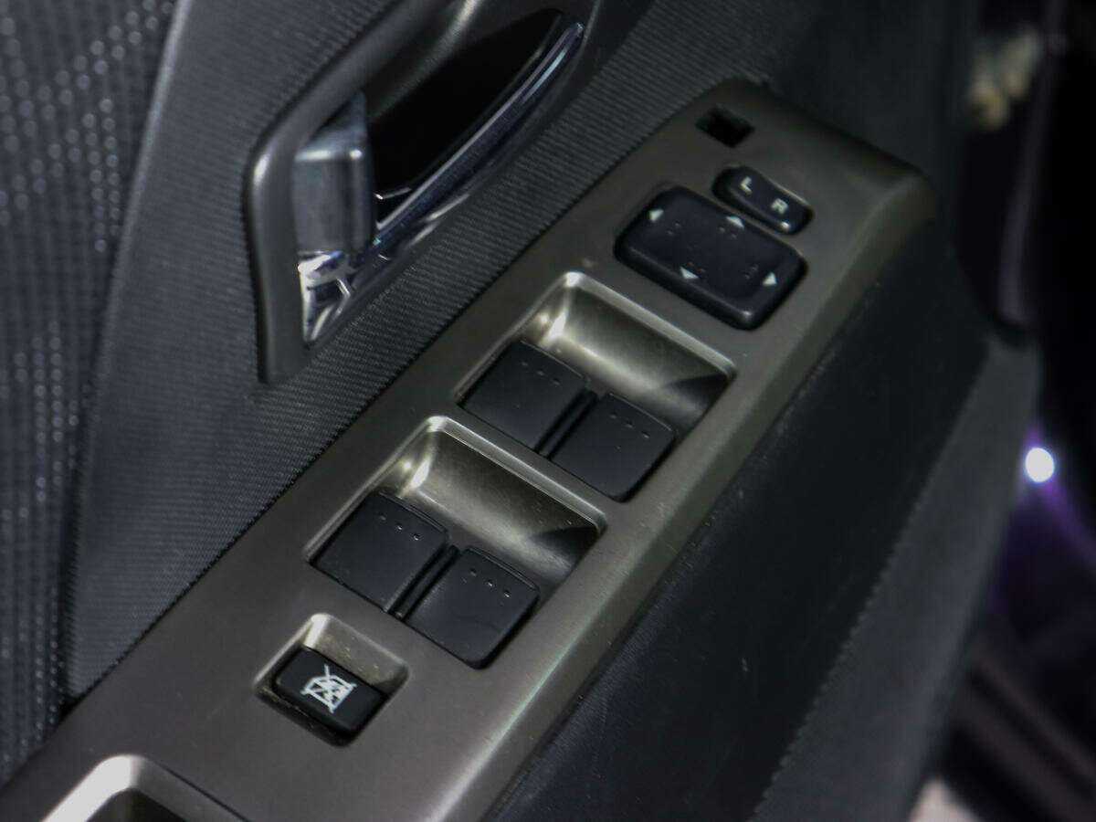 Купить Mazda 5, 2008, 267 358 км, фото №16
