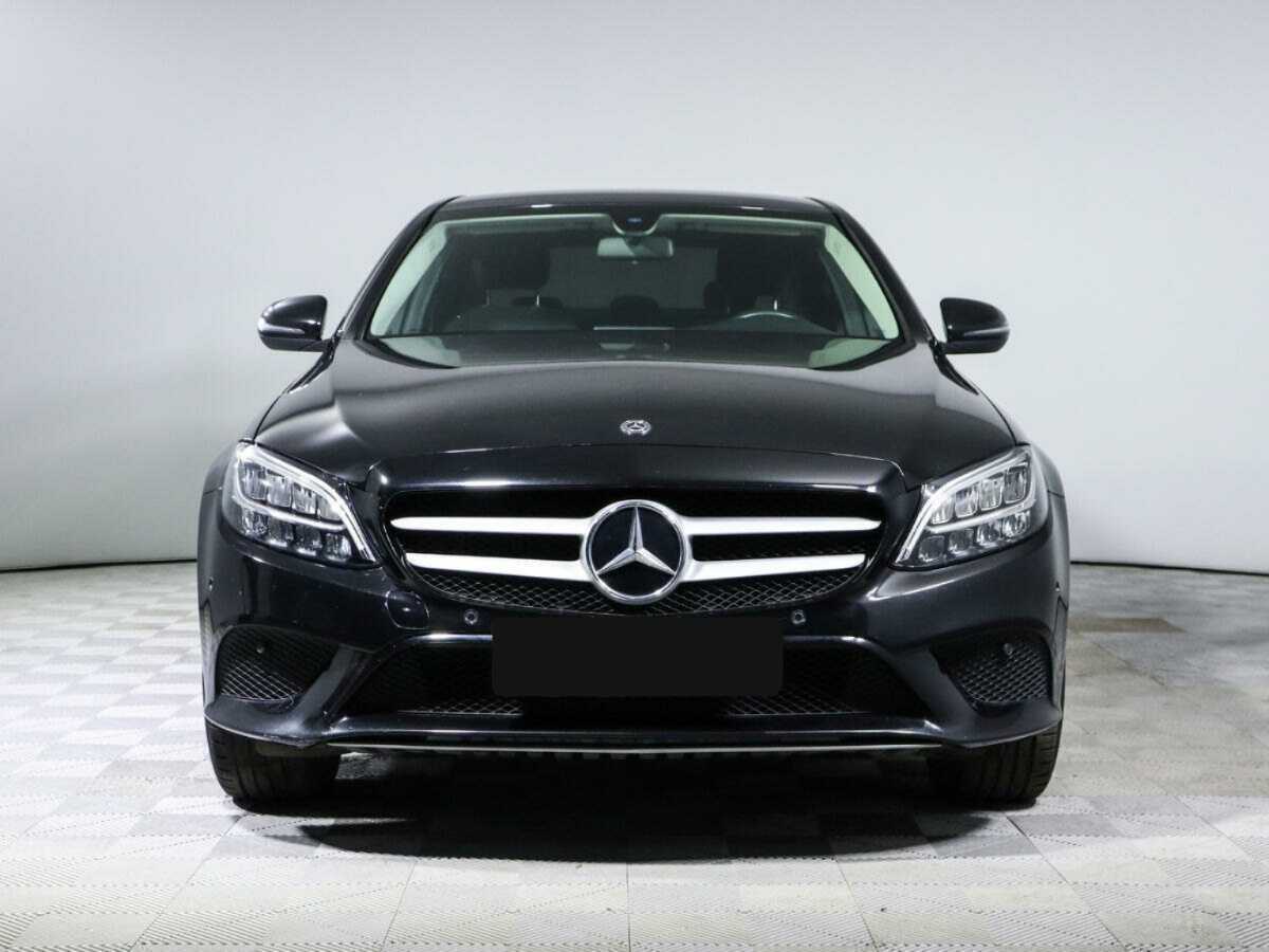 Купить Mercedes-Benz C-Класс 180, 2018, 59 000 км, фото №2