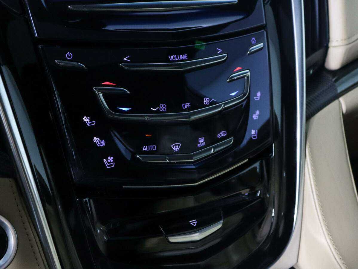 Купить Cadillac Escalade ESV, 2018, 167 637 км, фото №19