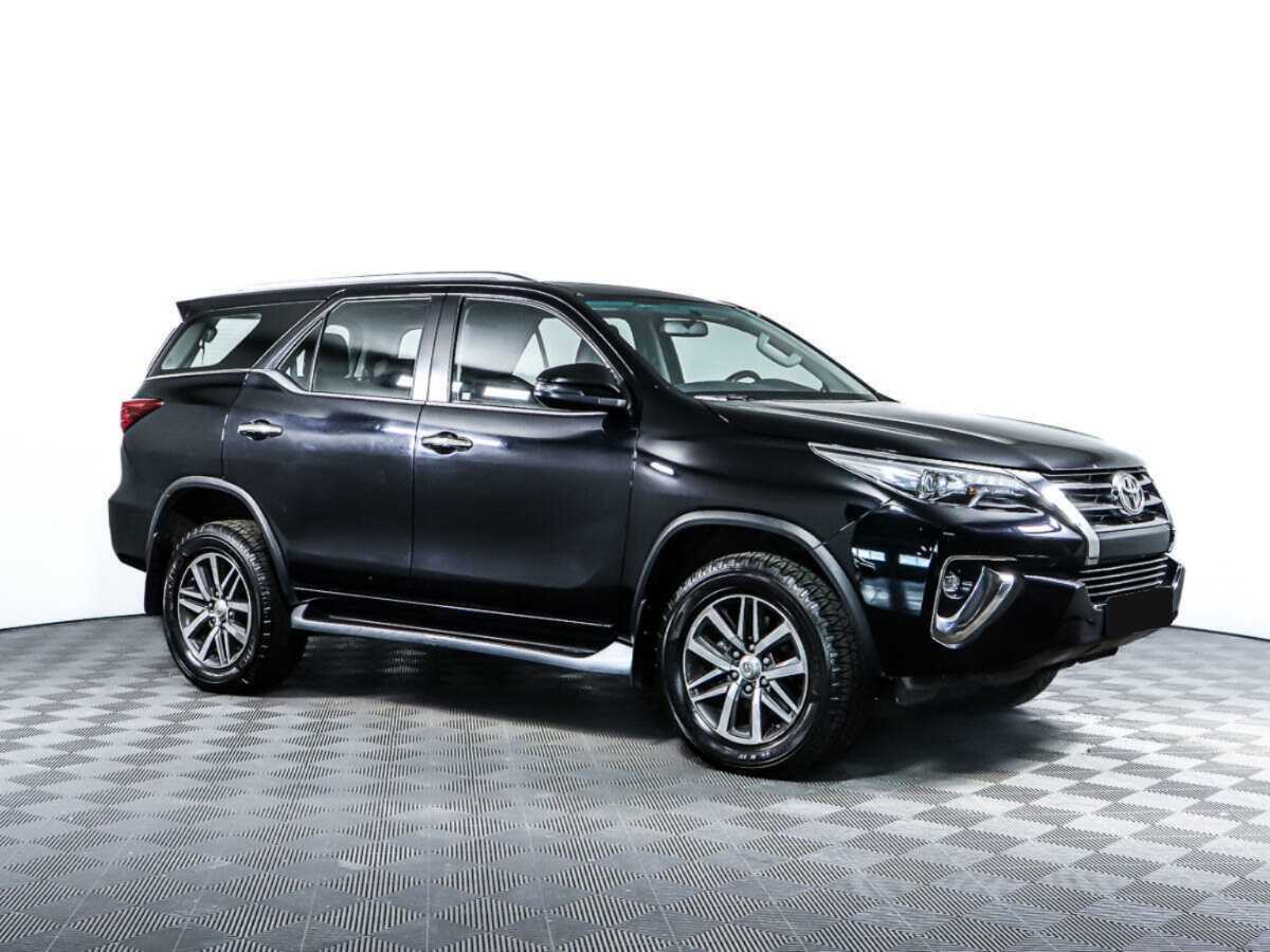 Купить Toyota Fortuner, 2018, 146 923 км, фото №1