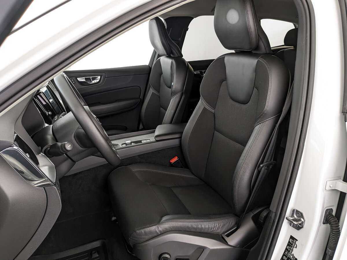 Купить Volvo XC60, 2019, 49 200 км, фото №16