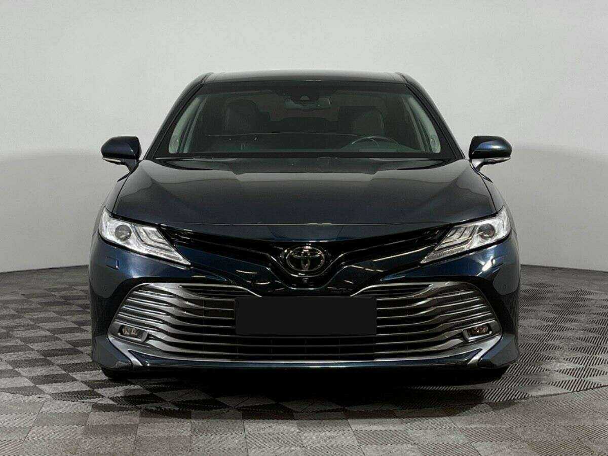 Купить Toyota Camry, 2019, 32 110 км, фото №2