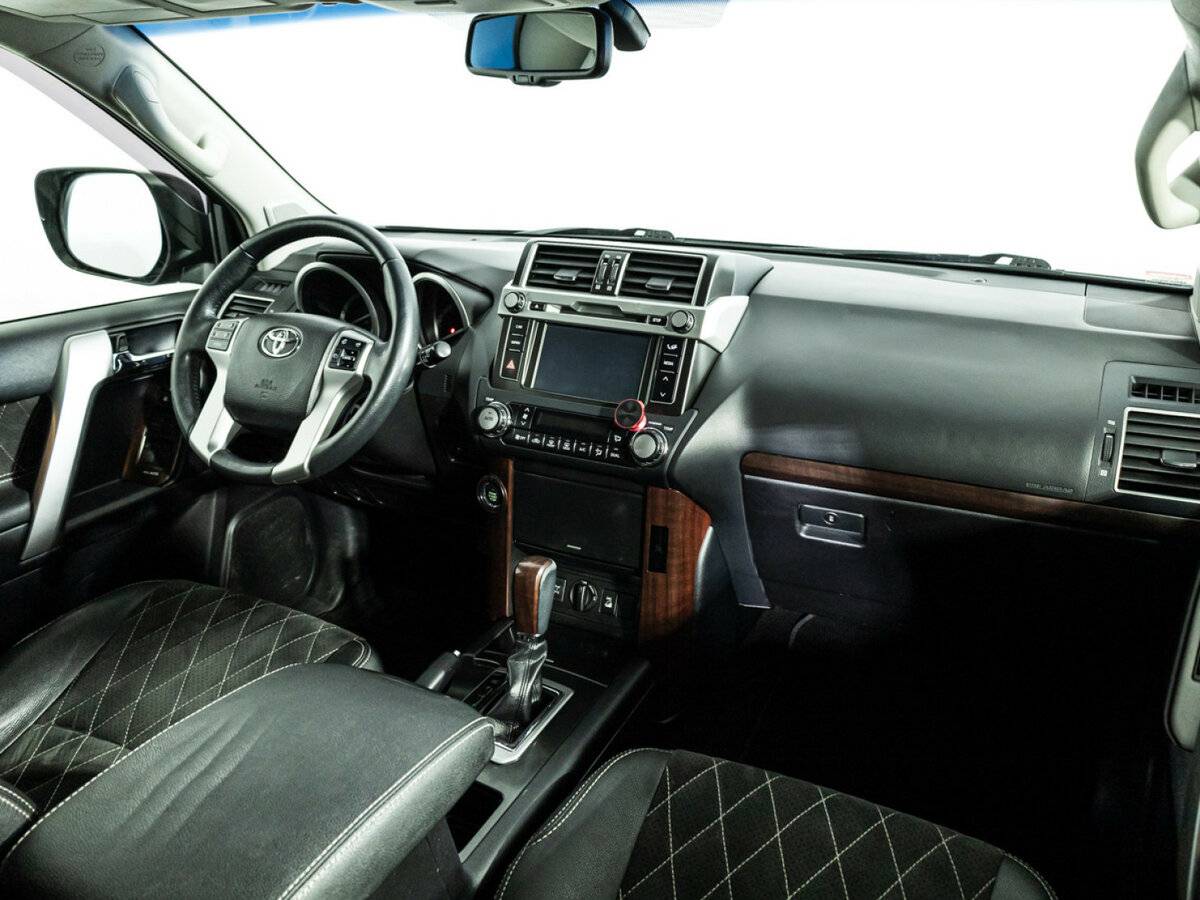 Купить Toyota Land Cruiser Prado 150 Series Рестайлинг 1, 2015, 262 228 км, фото №7
