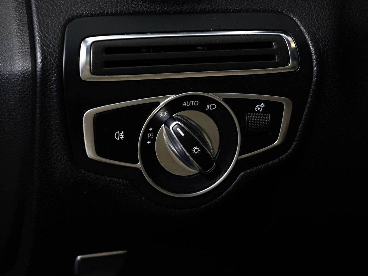 Купить Mercedes-Benz C-Класс 200 IV (W205) Рестайлинг, 2018, 178 414 км, фото №23