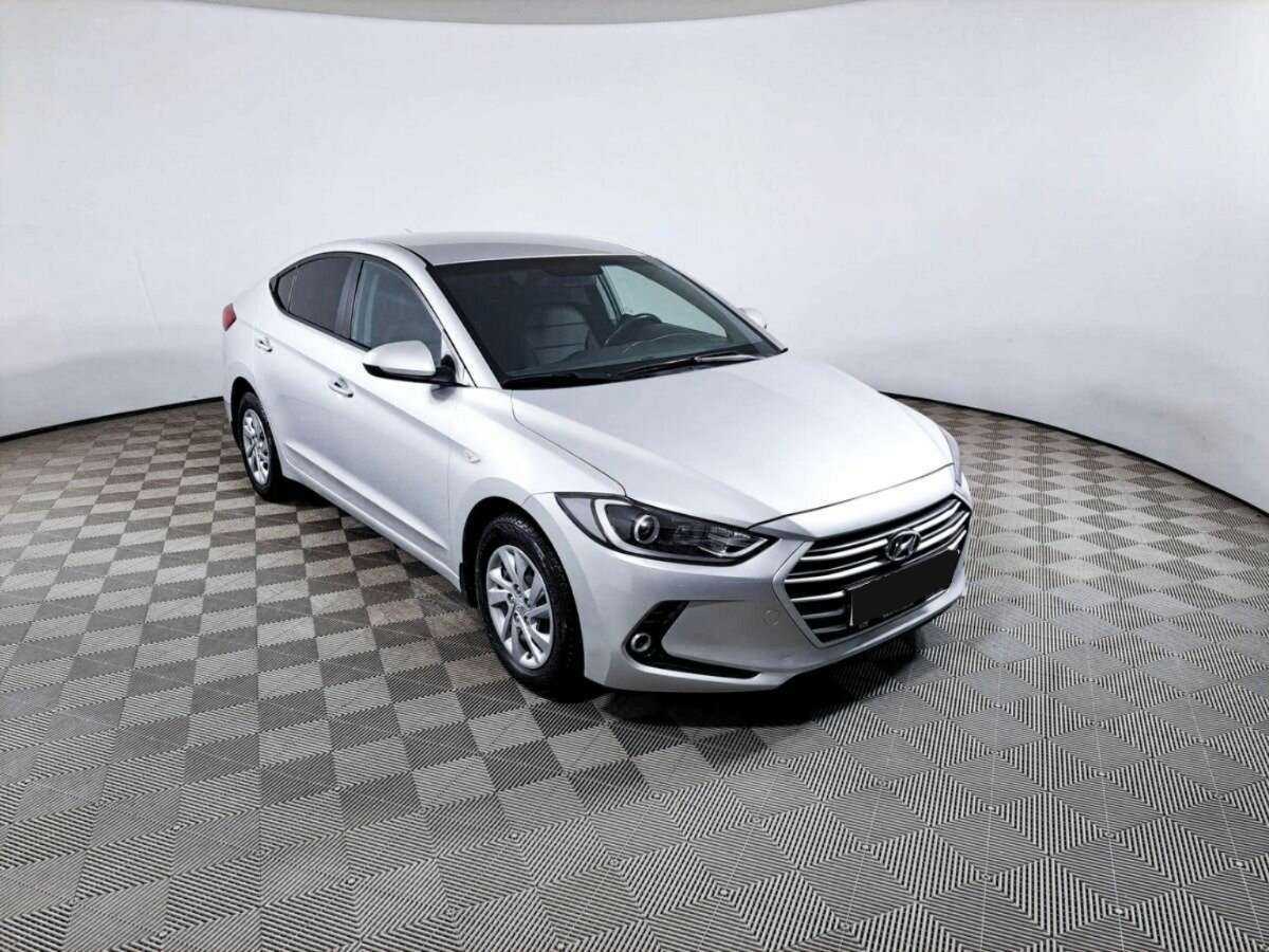 Купить Hyundai Elantra, 2017, 133 552 км, фото №3