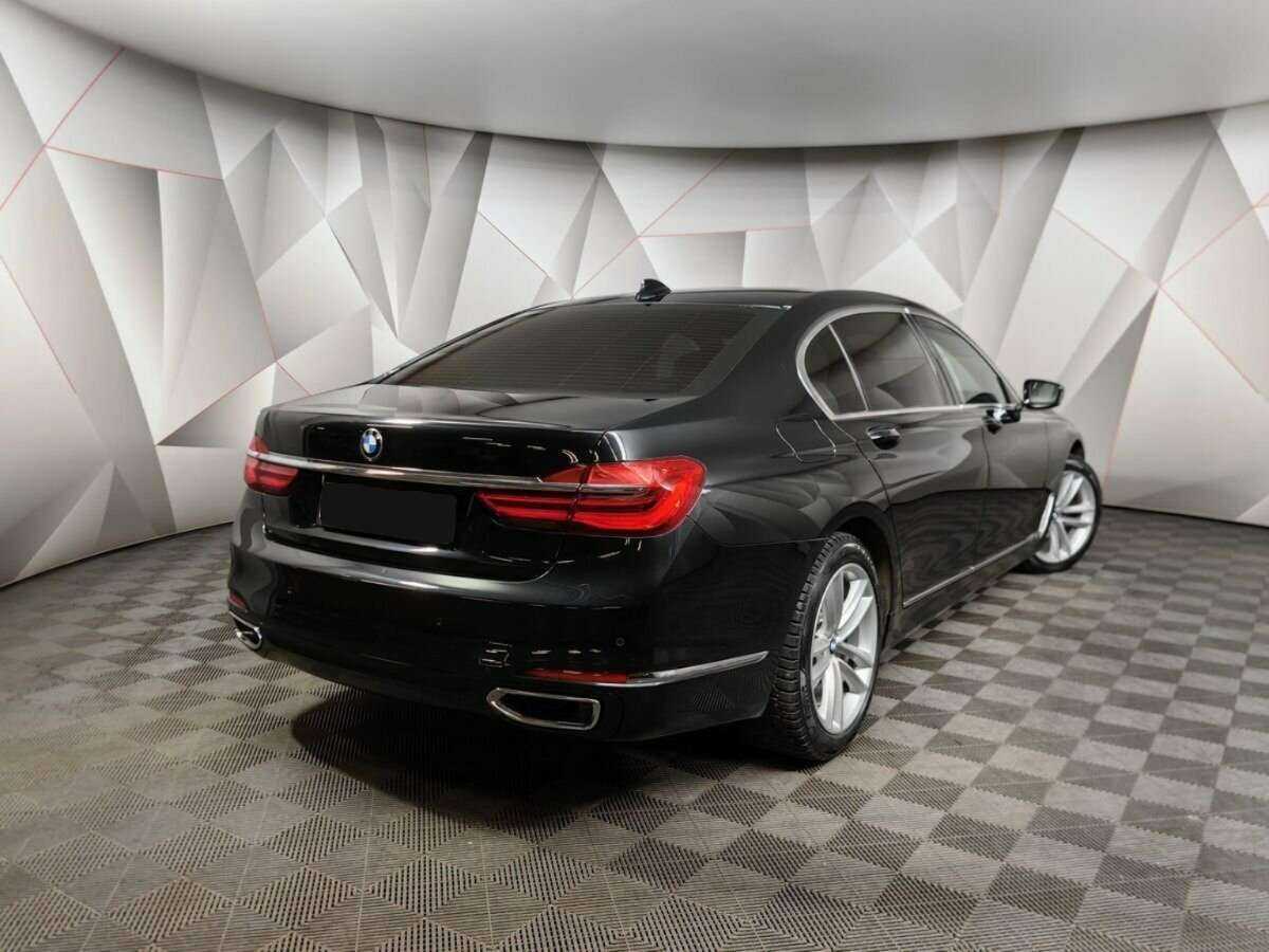 Купить BMW 7 серии Long 730Ld xDrive, 2017, 198 101 км, фото №2