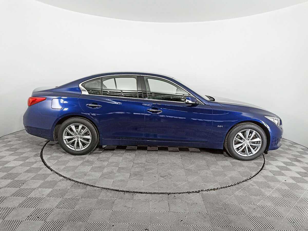Купить Infiniti Q50, 2017, 105 805 км, фото №4