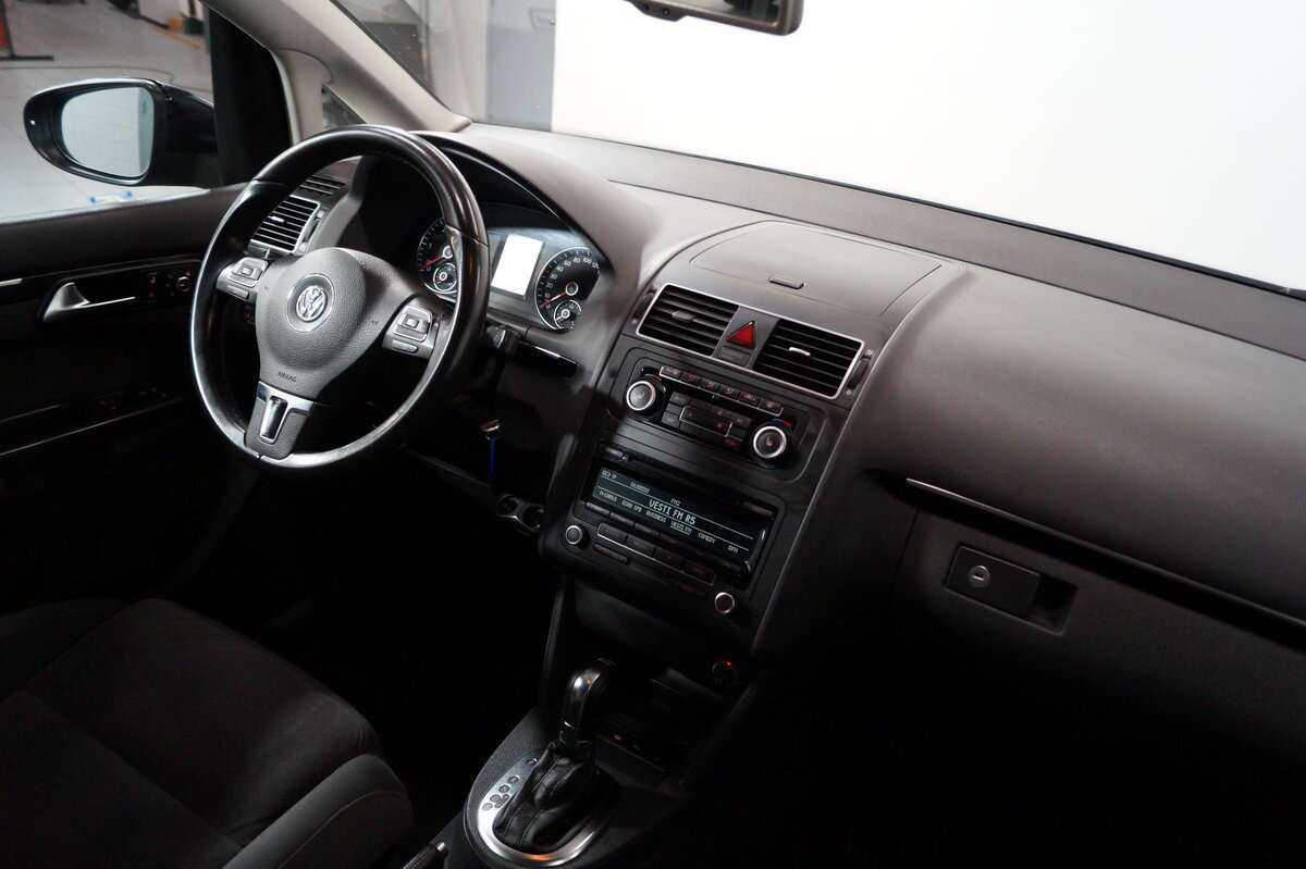 Купить Volkswagen Touran, 2012, 172 000 км, фото №12