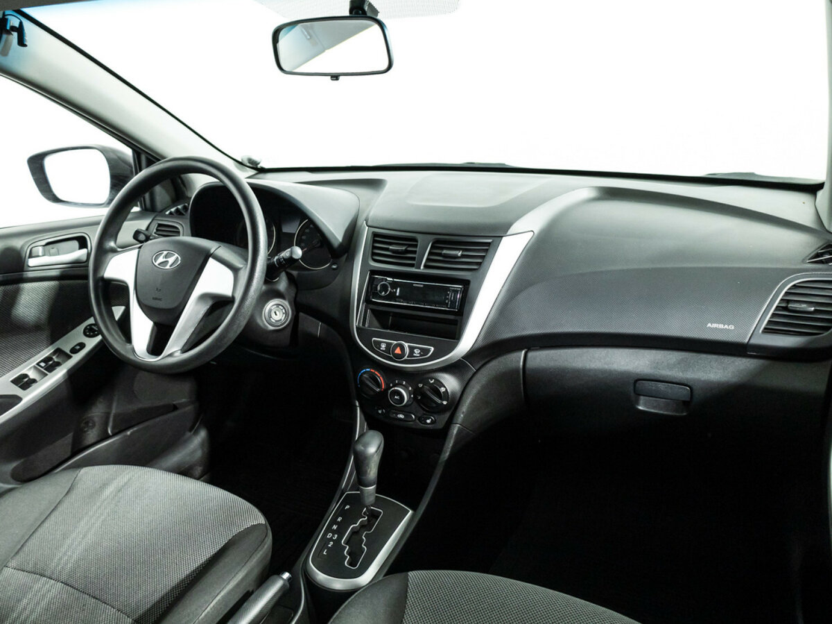 Купить Hyundai Solaris I, 2011, 200 049 км, фото №9