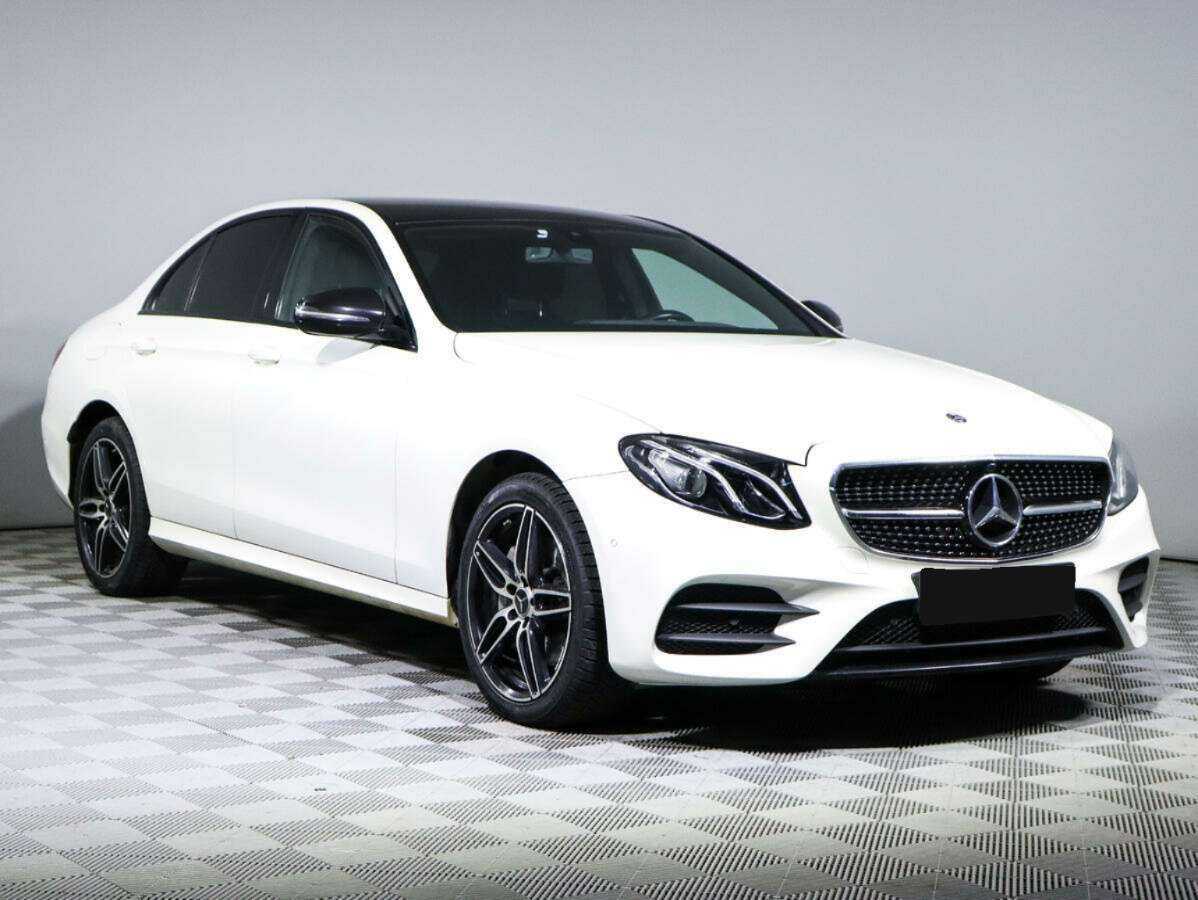 Купить Mercedes-Benz E-Класс 200, 2017, 81 759 км, фото №3