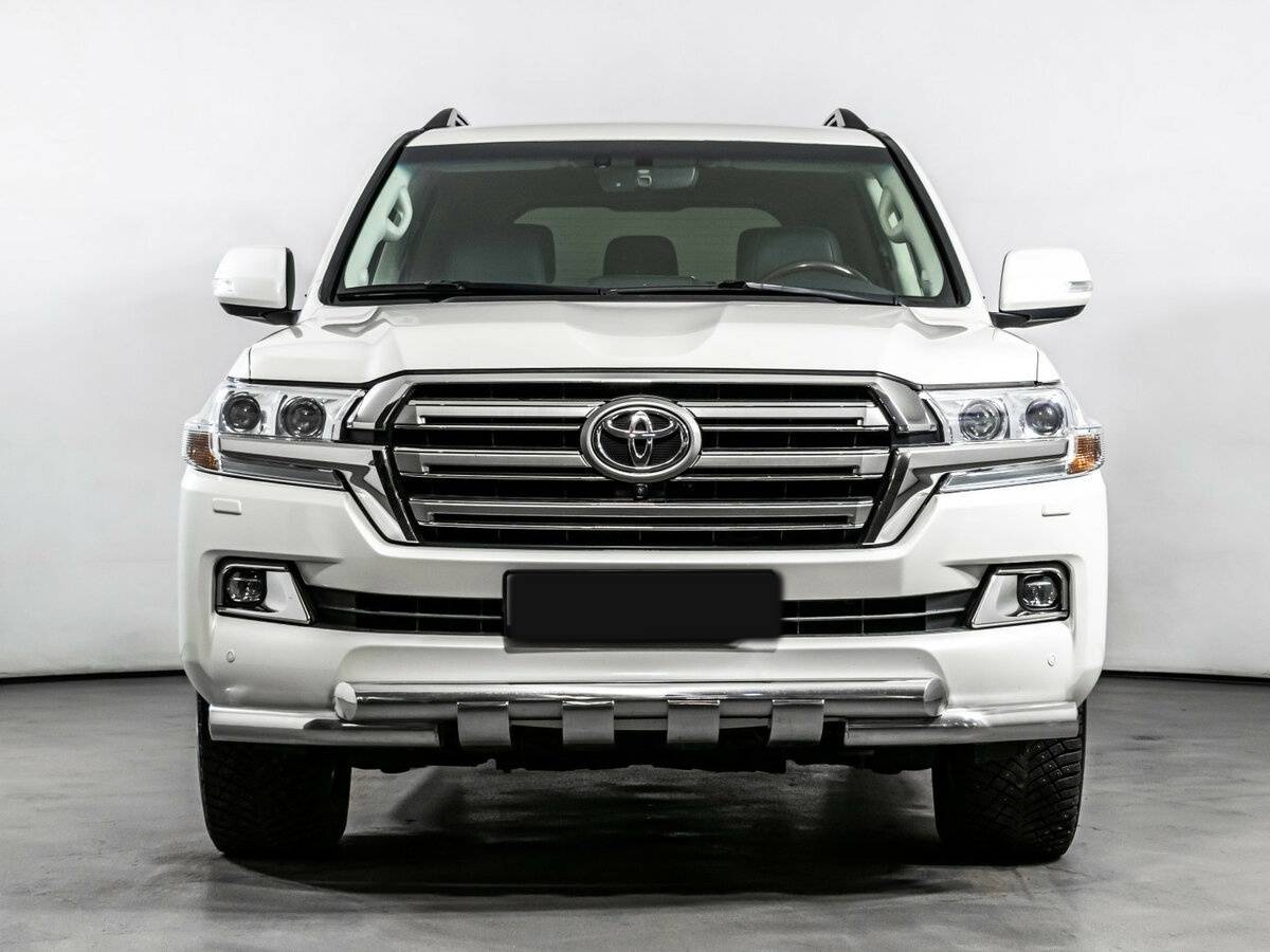 Купить Toyota Land Cruiser 200 Series Рестайлинг 2, 2019, 115 600 км, фото №2