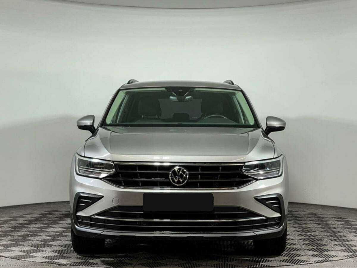 Купить Volkswagen Tiguan, 2021, 45 200 км, фото №2