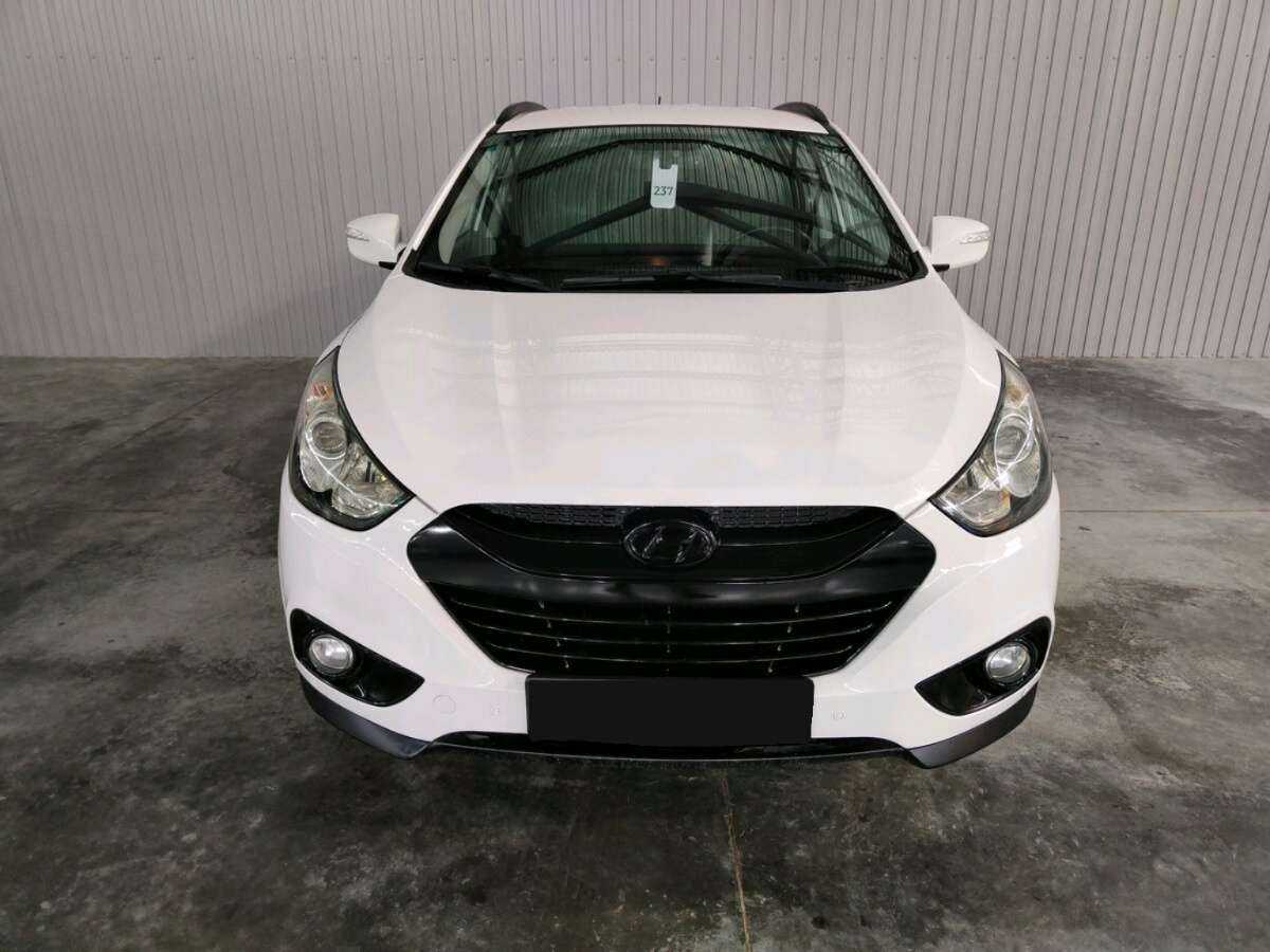 Купить Hyundai ix35, 2011, 240 045 км, фото №2