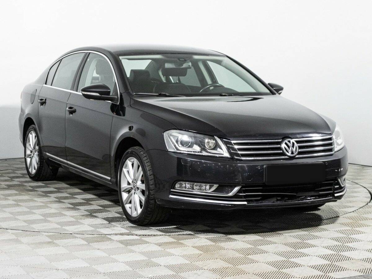 Купить Volkswagen Passat B7, 2011, 180 350 км, фото №3