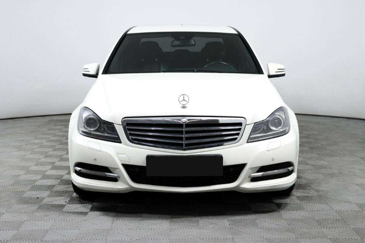 Купить Mercedes-Benz C-Класс 180 BlueEFFICIENCY, 2011, 130 800 км, фото №2