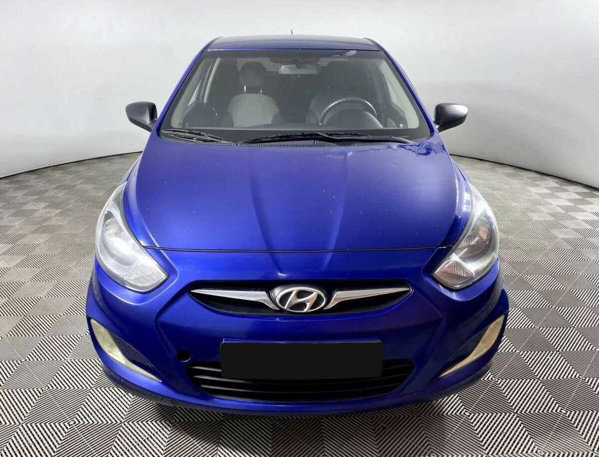 Купить Hyundai Solaris, 2011, 162 000 км, фото №3