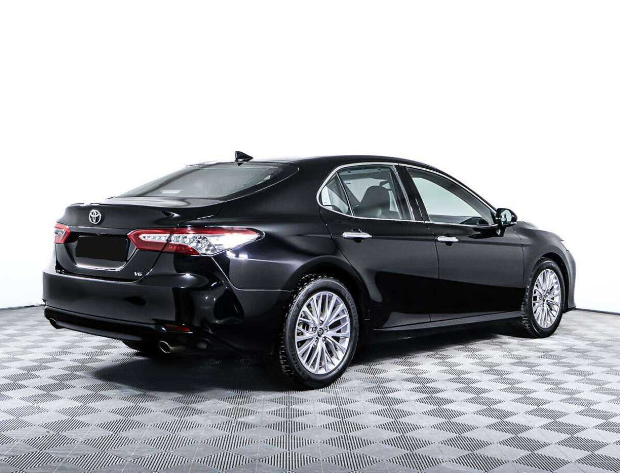 Купить Toyota Camry, 2018, 63 776 км, фото №5