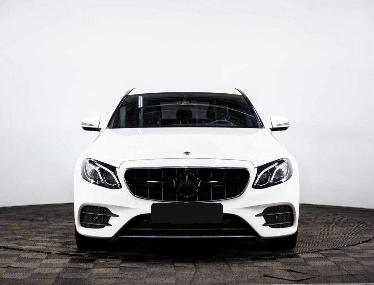 Купить Mercedes-Benz E-Класс 220 d, 2018, 119 000 км, фото №2