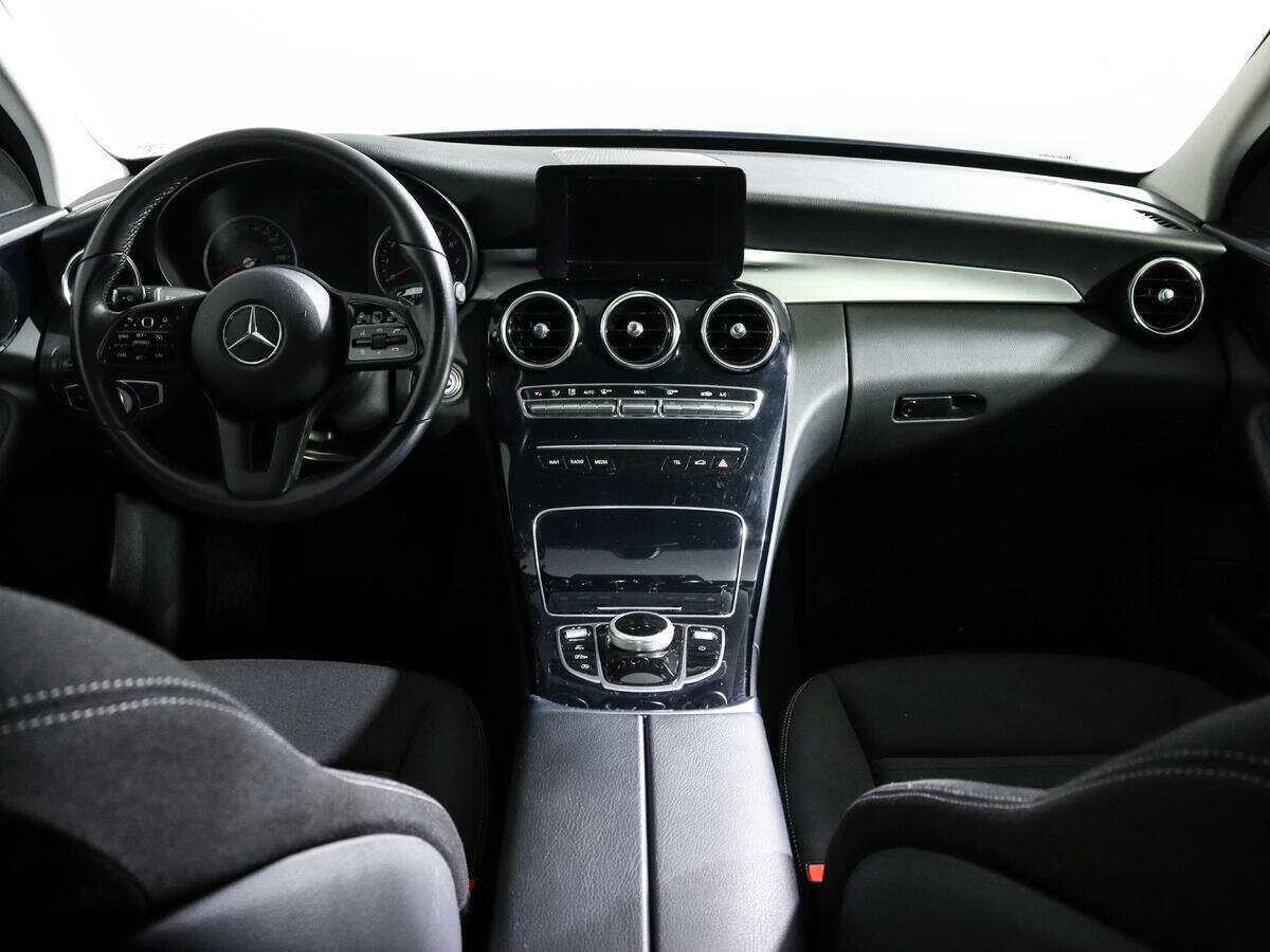 Купить Mercedes-Benz C-Класс 180, 2018, 59 000 км, фото №9