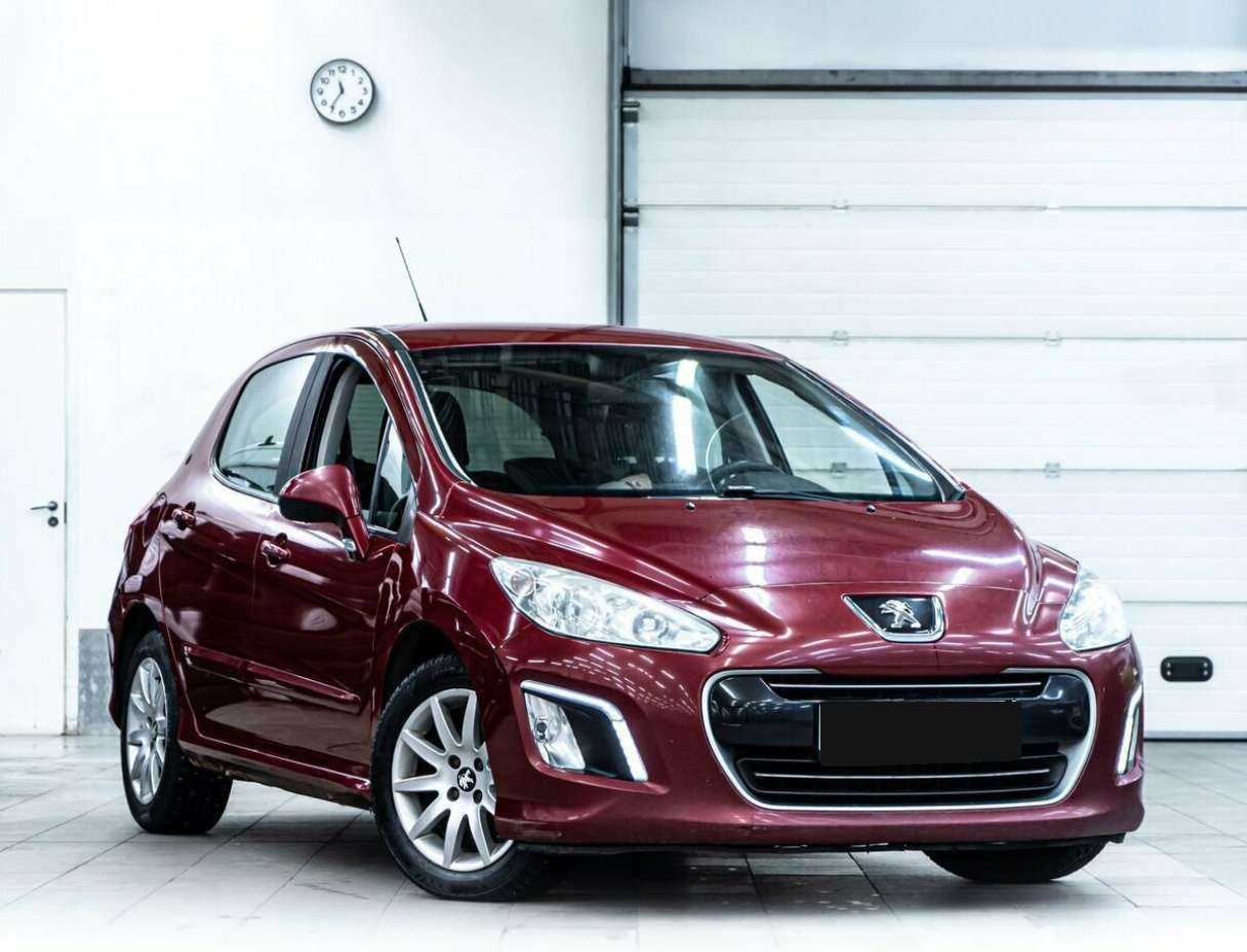 Купить Peugeot 308, 2011, 159 653 км, фото №2
