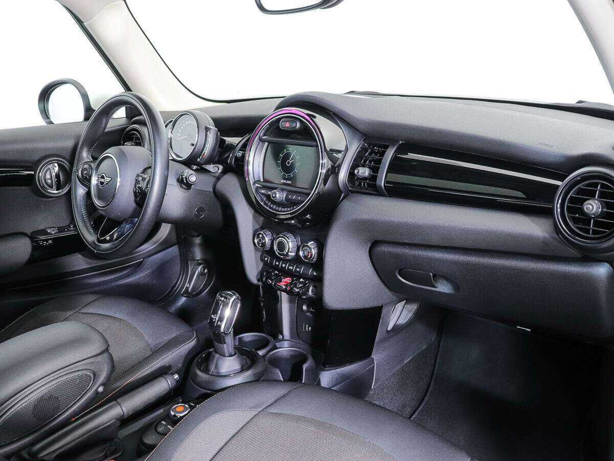 Купить Mini Hatch Cooper, 2021, 56 100 км, фото №9
