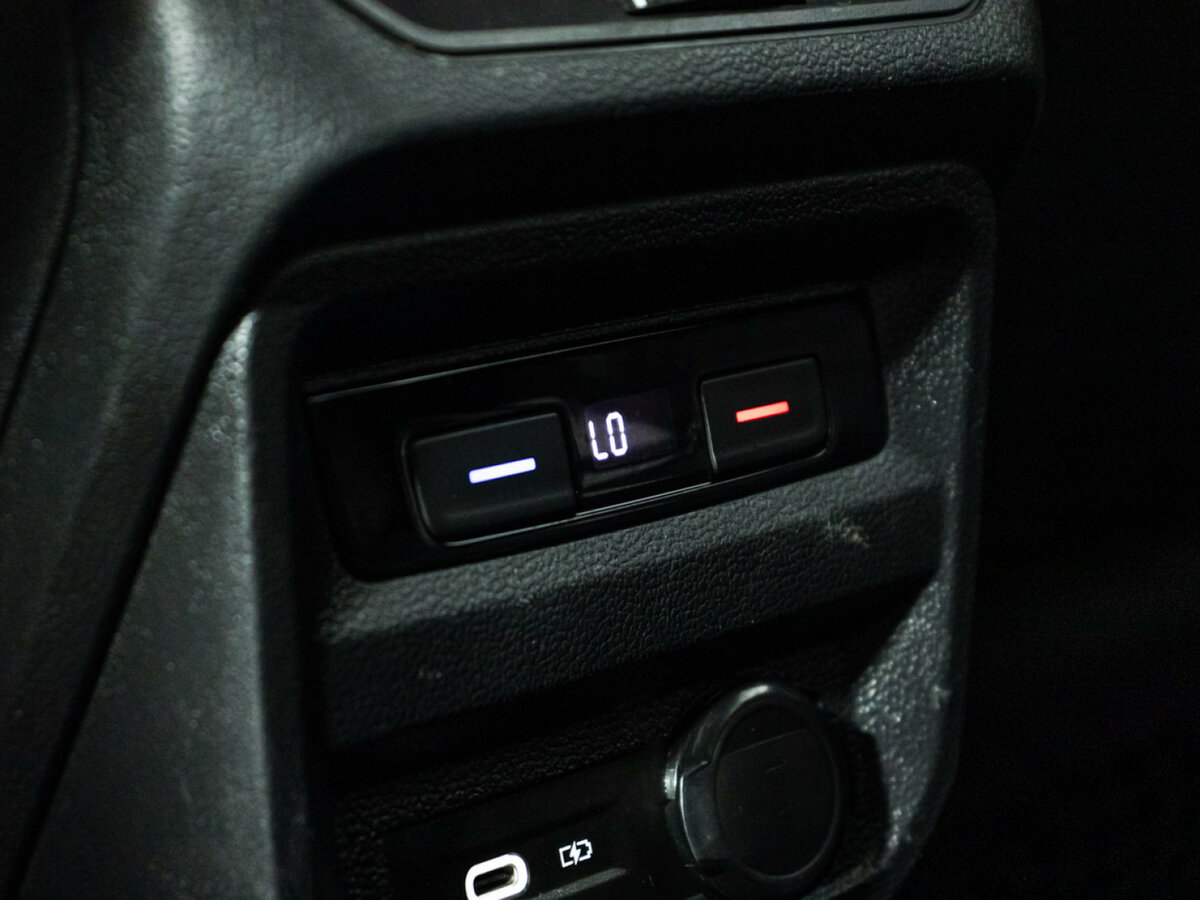 Купить Volkswagen Tiguan II Рестайлинг, 2021, 106 051 км, фото №18