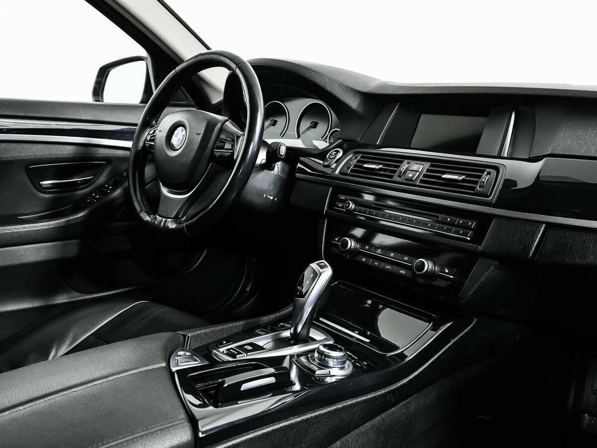 Купить BMW 5 серии 520d, 2016, 162 504 км, фото №9