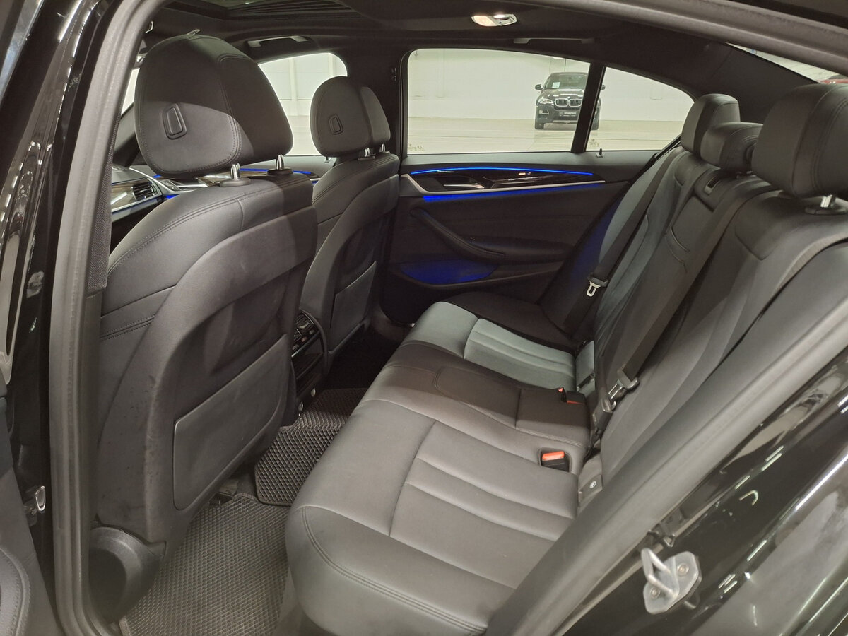 Купить BMW 5 серии 530i xDrive VII (G30/G31/G38), 2019, 116 501 км, фото №11