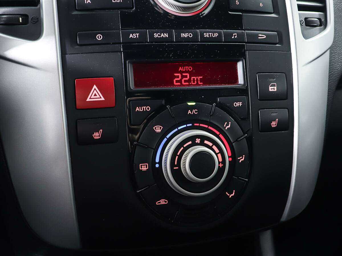 Купить Kia Venga, 2011, 145 000 км, фото №19