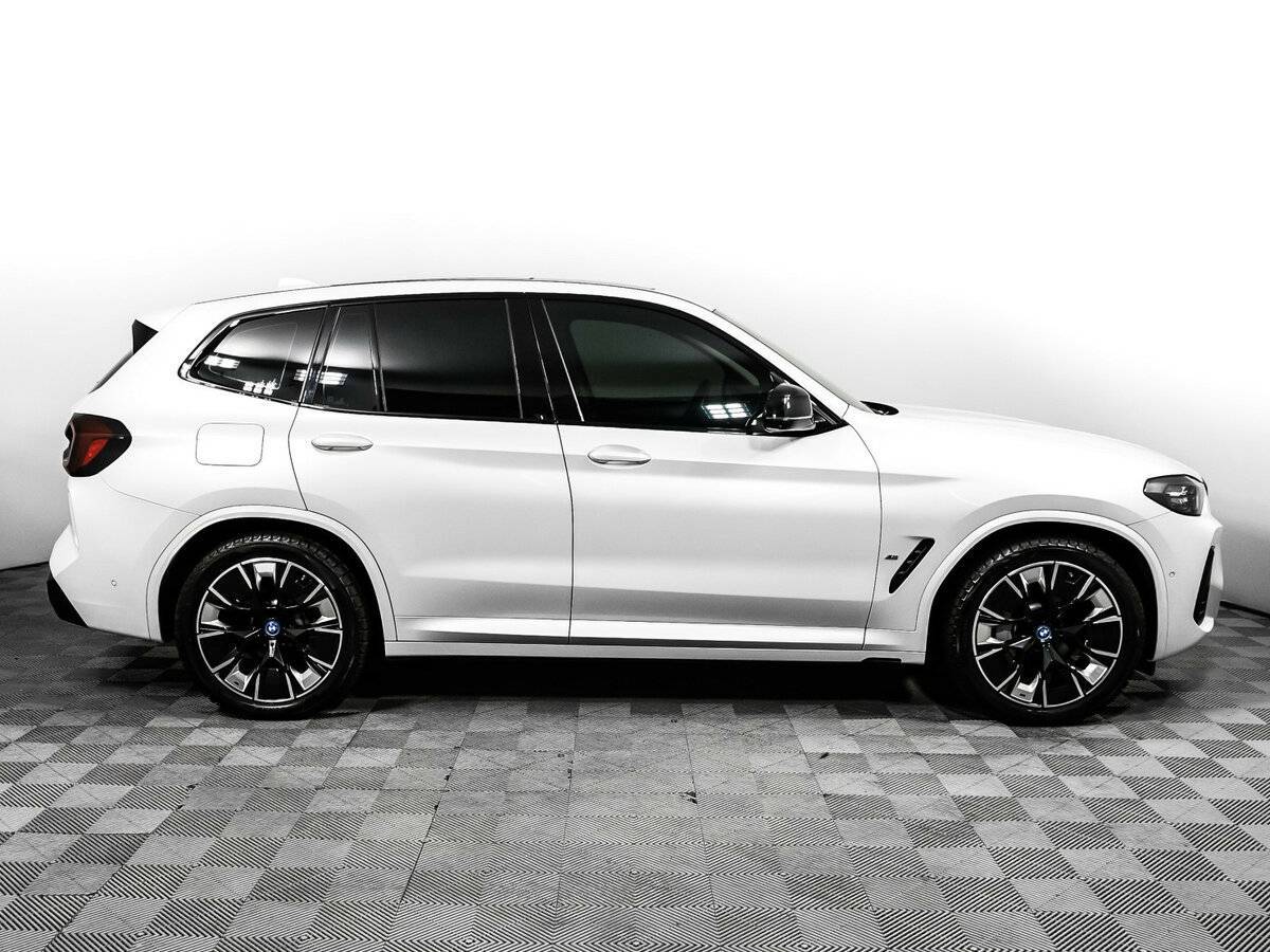 Купить BMW iX3, 2023, 34 940 км, фото №4