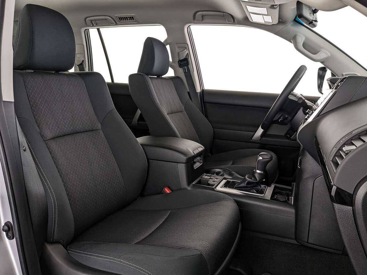 Купить Toyota Land Cruiser Prado, 2022, 2 854 км, фото №19