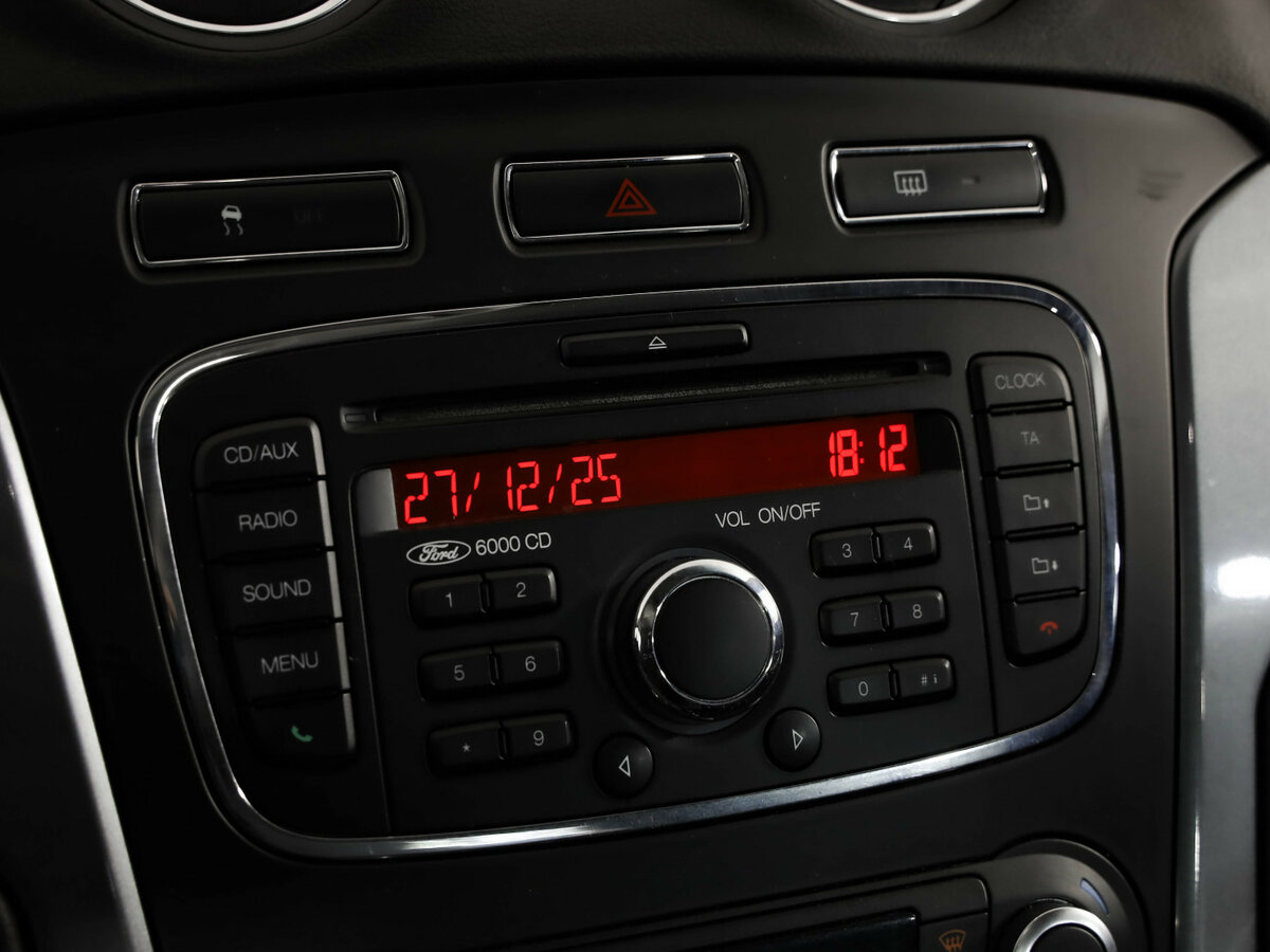 Купить Ford Mondeo IV, 2010, 205 252 км, фото №10