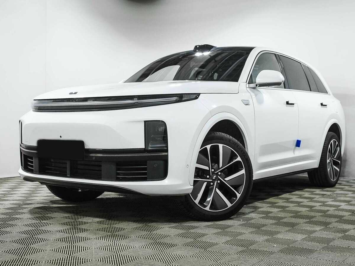 Купить LiXiang L7 42.8 kWh, 2024, 40 км, фото №1