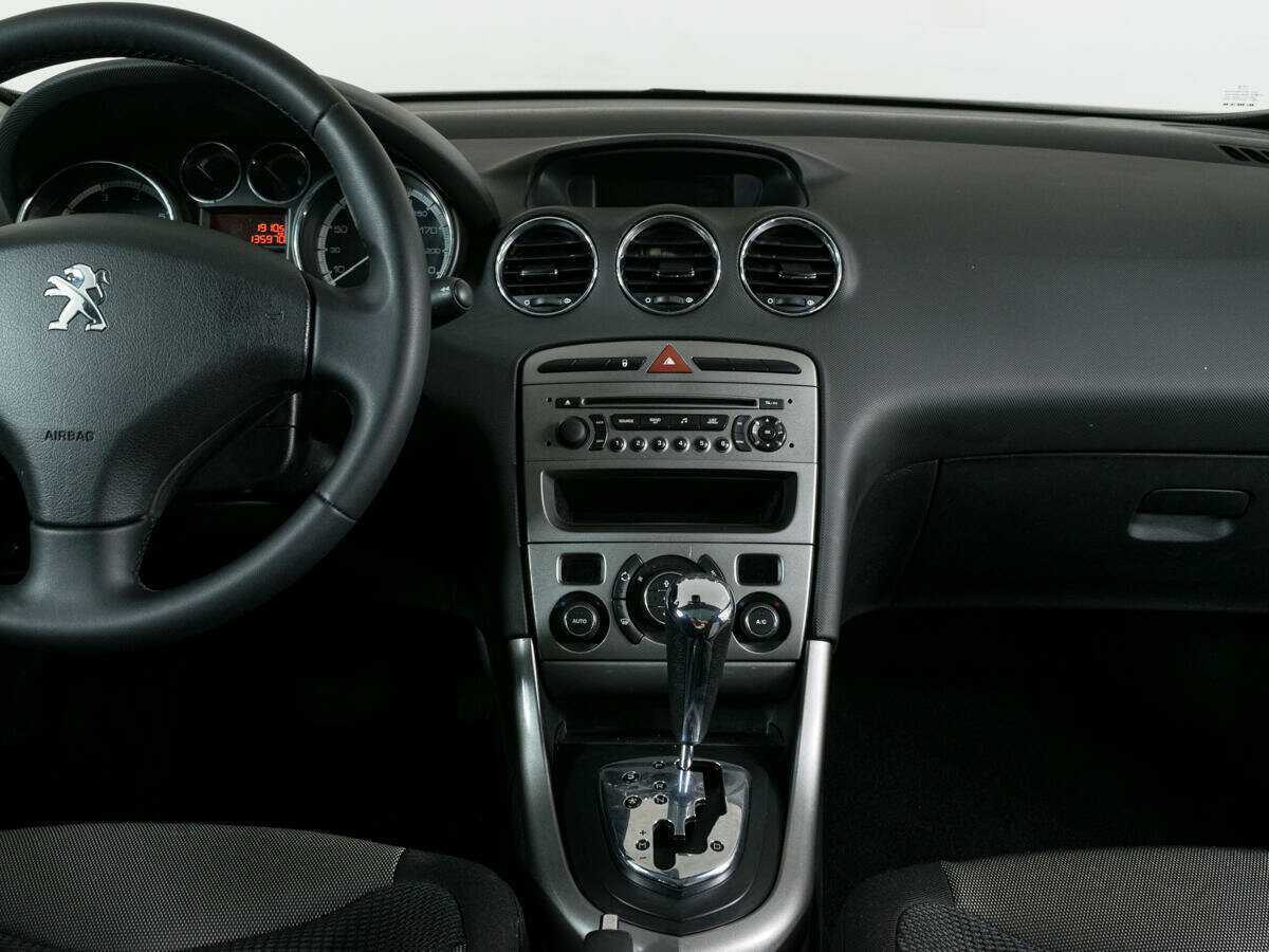 Купить Peugeot 308, 2011, 135 000 км, фото №7