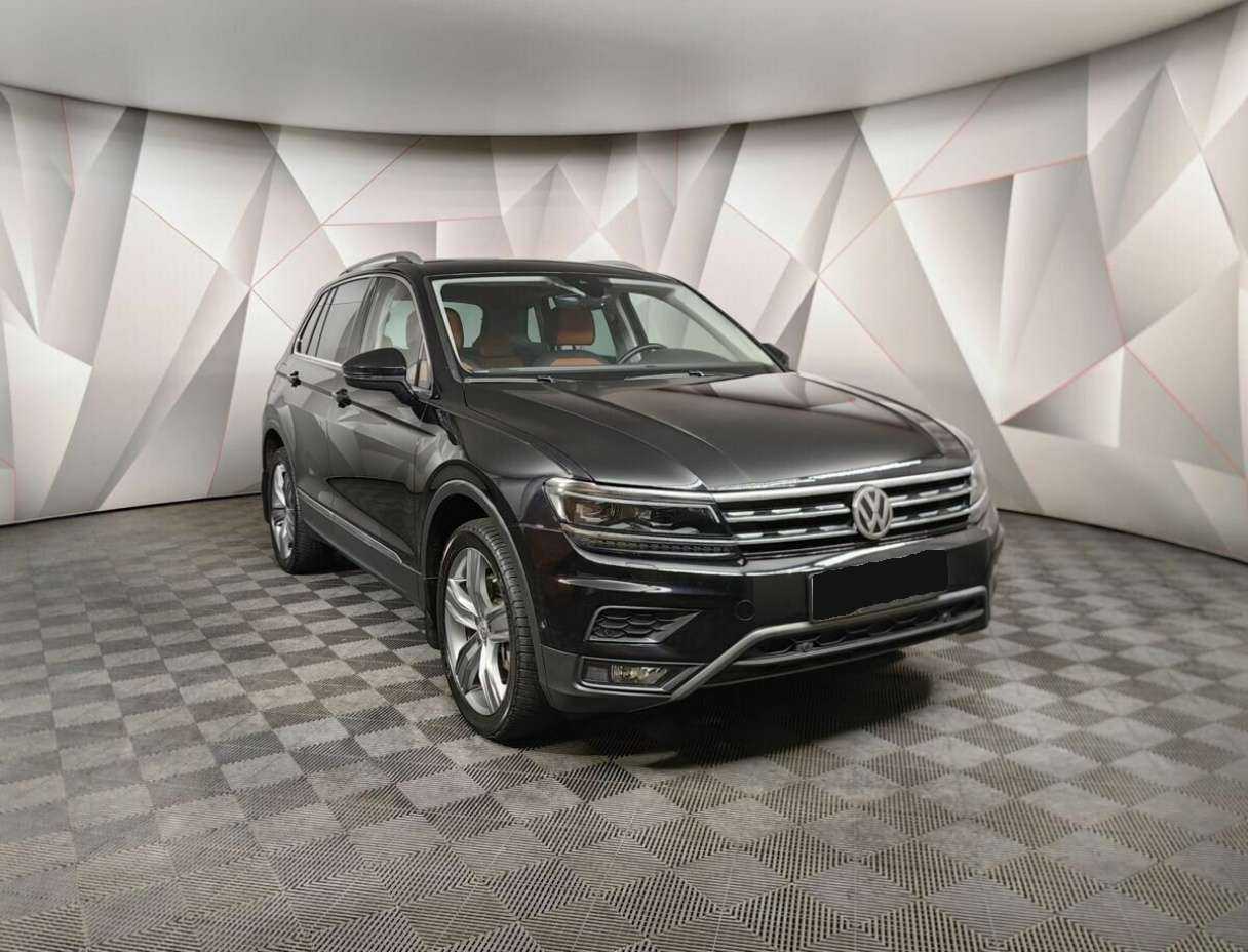 Купить Volkswagen Tiguan, 2019, 86 168 км, фото №3