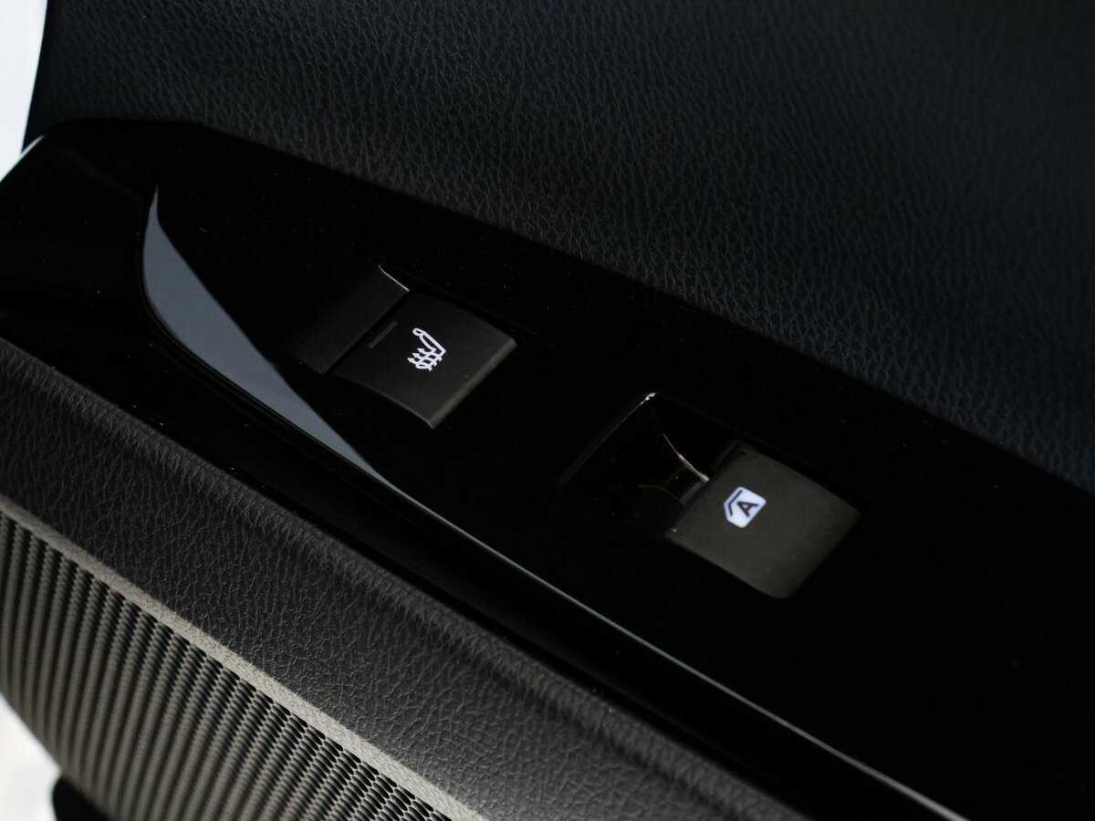 Купить Toyota Camry, 2020, 36 000 км, фото №14