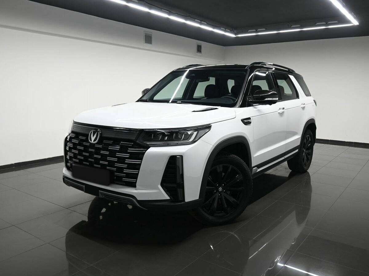 Купить Changan CS95 I Рестайлинг 2, 2023, 22 693 км, фото №1