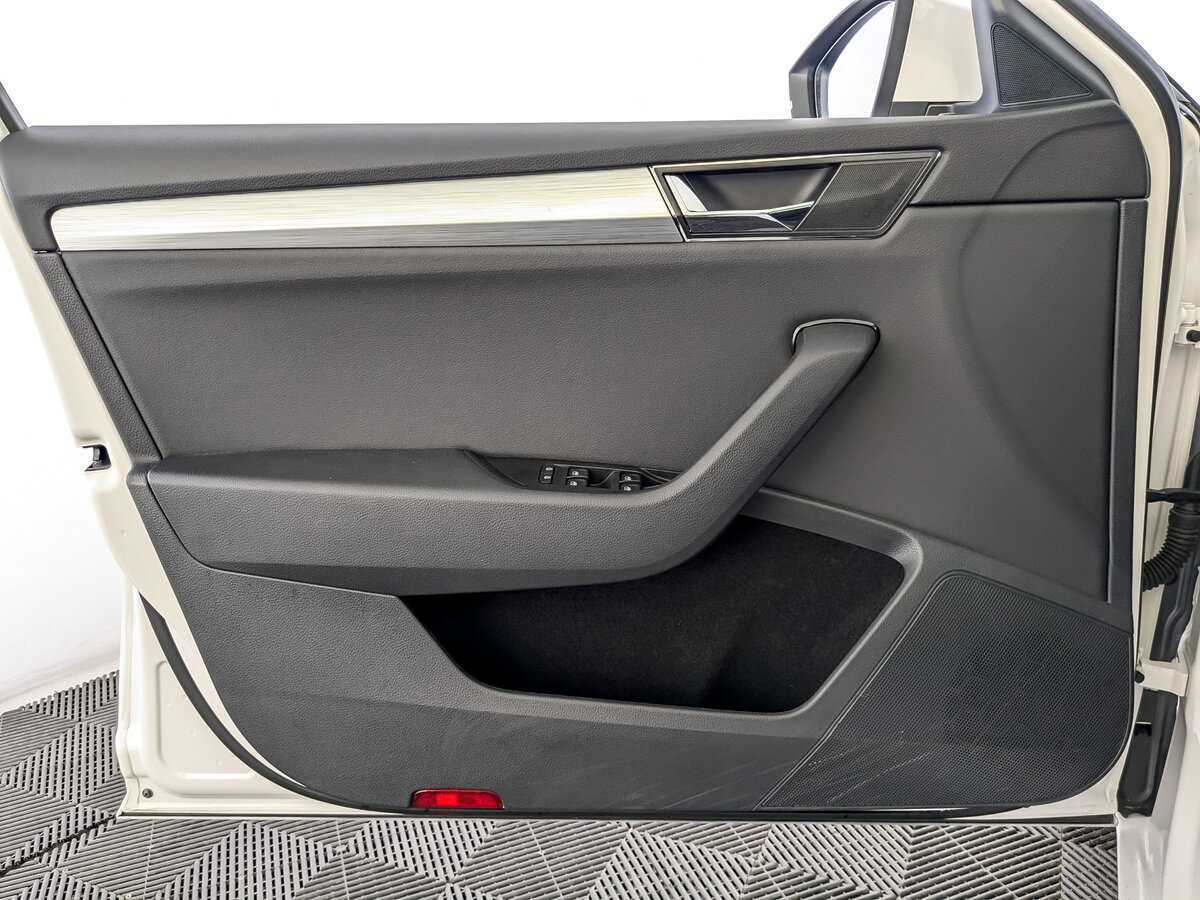 Купить Skoda Superb, 2021, 28 189 км, фото №15