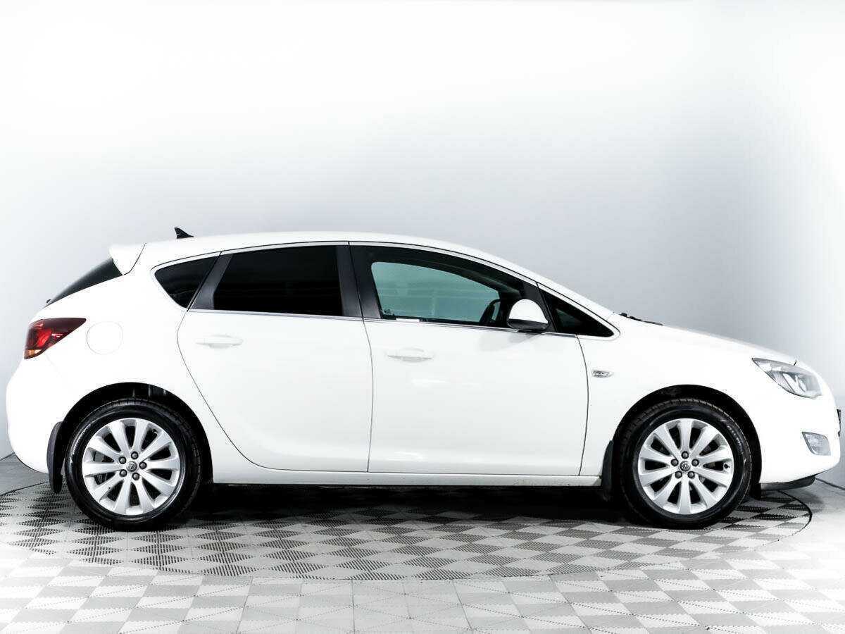 Купить Opel Astra, 2011, 129 225 км, фото №4